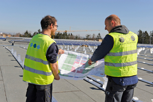 Die notwendige Beschwerung wird für jedes Projekt individuell berechnet und in einem Ballastierungsplan vermerkt Foto: IBC Solar 