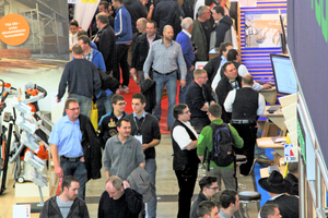  Zwar kamen über 6 000 Besucher weniger als 2012 zur Messe nach Stuttgart, dennoch waren die fünf Messehallen und die Stände der über 500 Aussteller gut besucht 