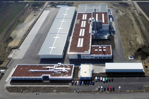  Das neue Werk in Niederösterreich zur Produktion von Bitumenbahnen Foto: Bauder 