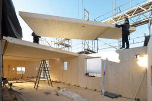  Bau des Woodcube in Hamburg, anlässlich der IBA 2013 Foto: Martin Kunze 