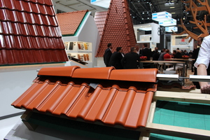  Das Sicherheits-Firstsystem TopSlide von Braas auf der BAU 2019 in München 