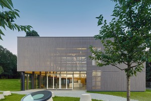  Das Ausstellungs- und Seminarhaus der Deutschen Bundesstiftung Umwelt wurde beim Holzbaupreis Niedersachsen mit dem ersten Platz geehrt 