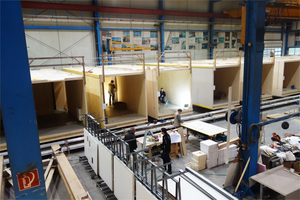 Die Kaufmann Bausysteme GmbH aus Reuthe in Österreich hat die Holzmodule für die Flüchtlingssiedlung in Hannover gebaut Foto: Olaf Mahlstedt 