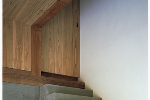  Aufgang zum Obergeschoss des Haus Lindetal 