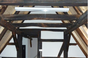  Die maroden Balken im alten Dachstuhl wurden teilweise ersetzt 