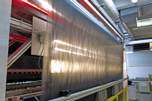  Bei der so genannten ?BiCo?-Technologie in der Spinnvliesfertigung lassen sich sogar Mantel und Kern von einzelnen Fasern aus verschiedenen Materialien herstellen Foto: Dörken GmbH & Co. KG 