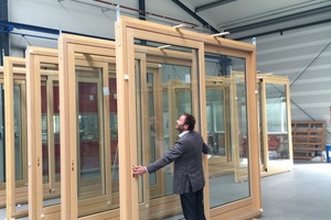  Hier werden in der Vorfertigung die Erdgeschossfenster bemustert Tom Frantzen Architekten 