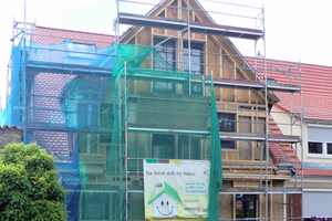  Sanierung der rückwärtigen Fassade Richtung Westen Foto: Zimmerei Stopper  