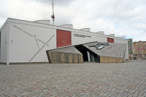  Die-akademie-des-juedischen-museums-in-berlin-gestaltet-von-daniel-libeskind.JPG 