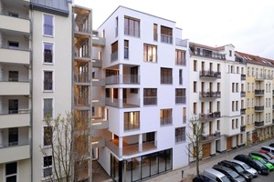  In der Kategorie Neubau wurde beim Deutschen Holzbaupreis 2009 unter anderem das siebengeschossige Mehrfamilienhaus (Kaden Klingbeil Architekten)in Berlin ausgezeichnet.   