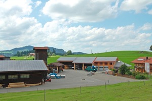  Der Familienbetrieb Hauser in Hopferau im Allgäu läuft gut. Und auch die Betriebsübergabe vom Senior an den Junior ist schon geklärtFoto: Andreas Bröckel 