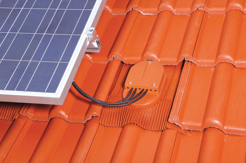Kabeldurchführung  Solardurchführung Dachziegel