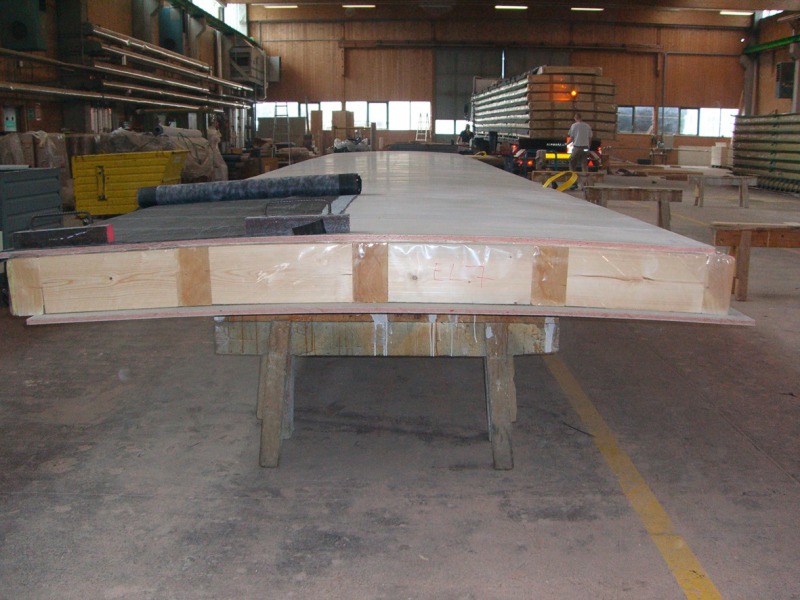 Nicht brennbares Halbrund - bauhandwerk