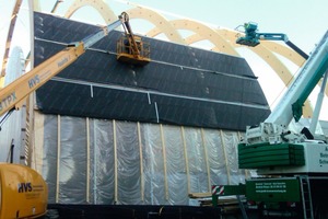  Vorteile nach starken Regenfällen während der Bauphase: durch die diffusionsoffene Struktur der schimmel- und feuchteresistenten Holzzementplatte wurde das vollständige Austrocknen der Dachelemente sichergestellt  