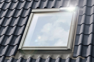  Bild 4Das Solarfenster ist insbesondere für den nachträglichen Einbau geeignet, da keine Kabel verlegt werden müssen 