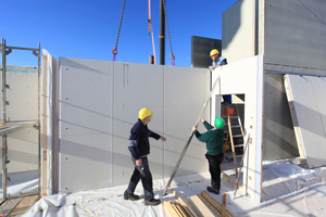  Die raumtrennenden Innenwände sind beidseitig mit je einer 25 mm Knauf Massivbauplatte und einer 12,5 mm Knauf Diamant beplanktFotos: Knauf / Ducke 