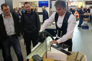   Festool die neue Akku-Dämmstoffsäge "ISC 240" 