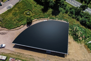  Ein Dach wie ein Segel: Das neue Betriebsgebäude der Haus Boots- und Møbelwerft Marx in Bordesholm 
