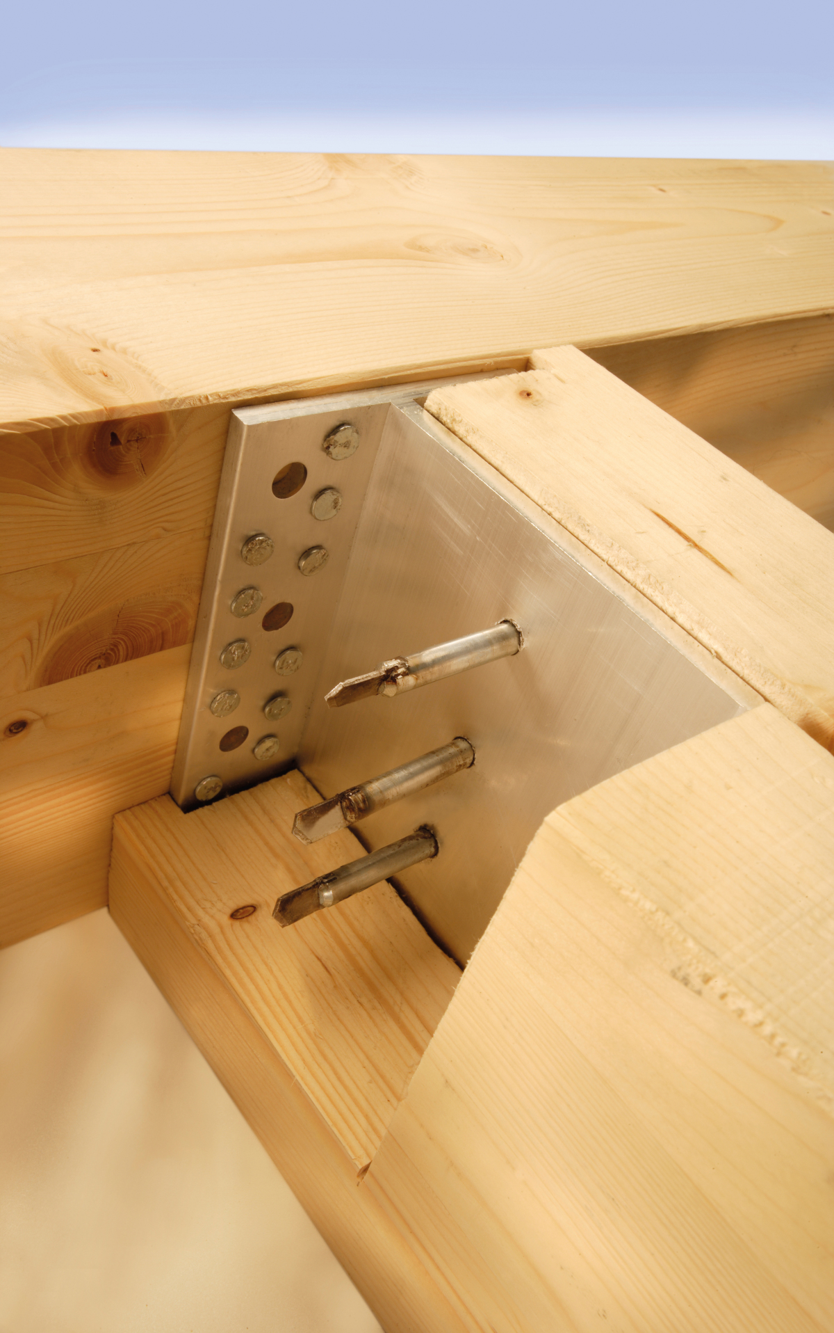 selbstbohrender-stabd-bel-dach-holzbau