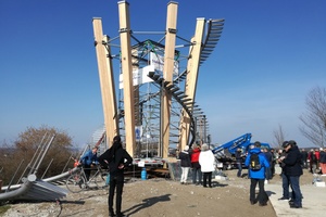  Wie Efeu winden sich die Treppenstufen an diesem Bauteil nach oben, es ist das dritte von vier Segmenten Foto: Rüdiger Sinn 