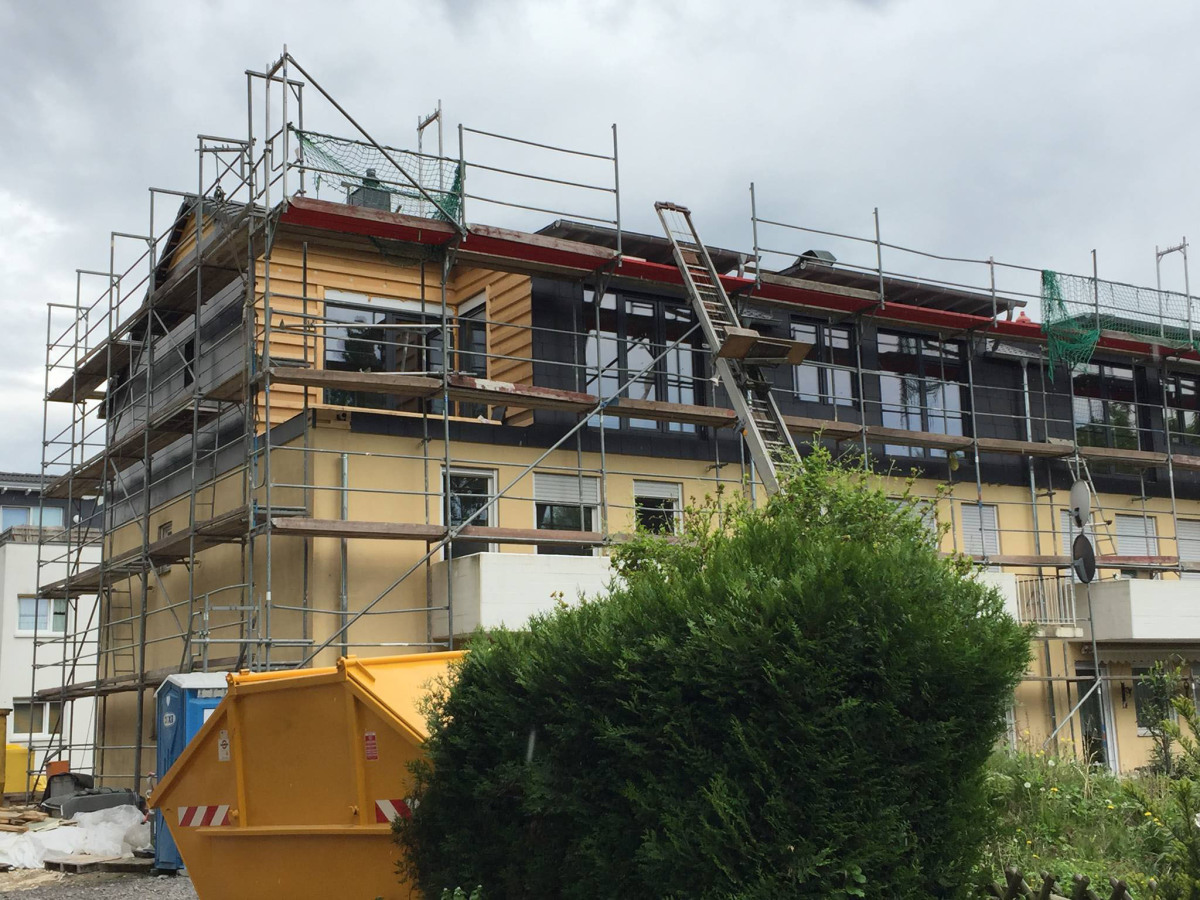 Wohnraum durch Aufstockungen und Dachsanierungen - dach+holzbau Wohnraum durch Aufstockungen und Dachsanierungen - dach+holzbau