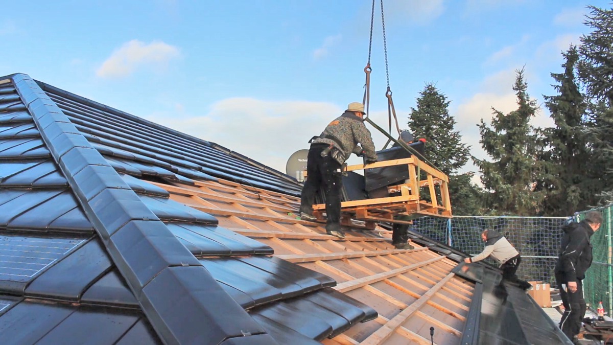 flachenbundiges solarsystem dach holzbau