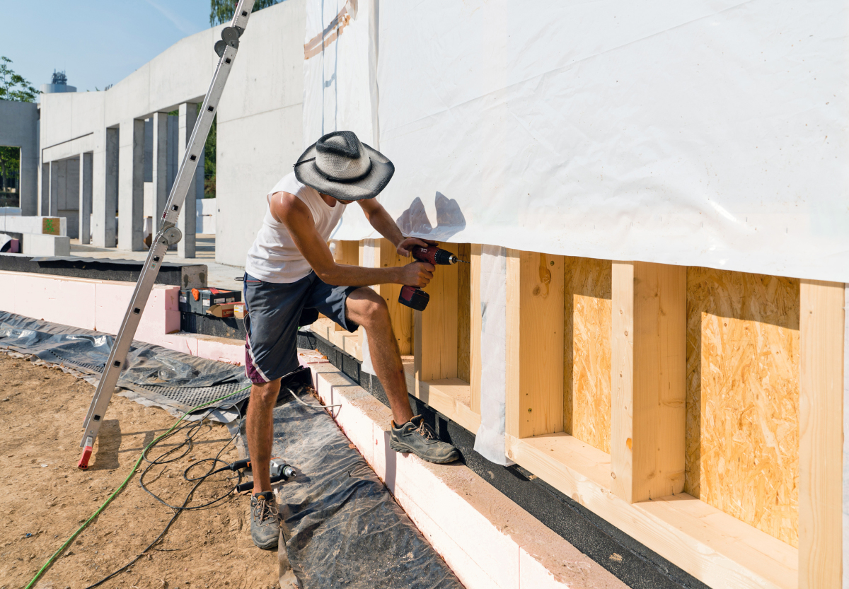 Schmale Träger und massives Rückgrat - dach+holzbau