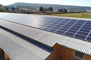  Die Photovoltaik-Anlage wurde vom Verein geplant und realisiert Foto: Creaton 