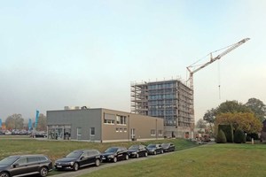  Holzbau auf dem Land: In der kleinen Gemeinde Schöppingen entsteht ein 6geschossiger Holz-Hybrid-Bau Foto: Rüdiger Sinn 