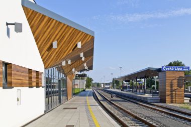 Bahnhof im tschechischen Ceska Lipa m.look Fassadenplatten