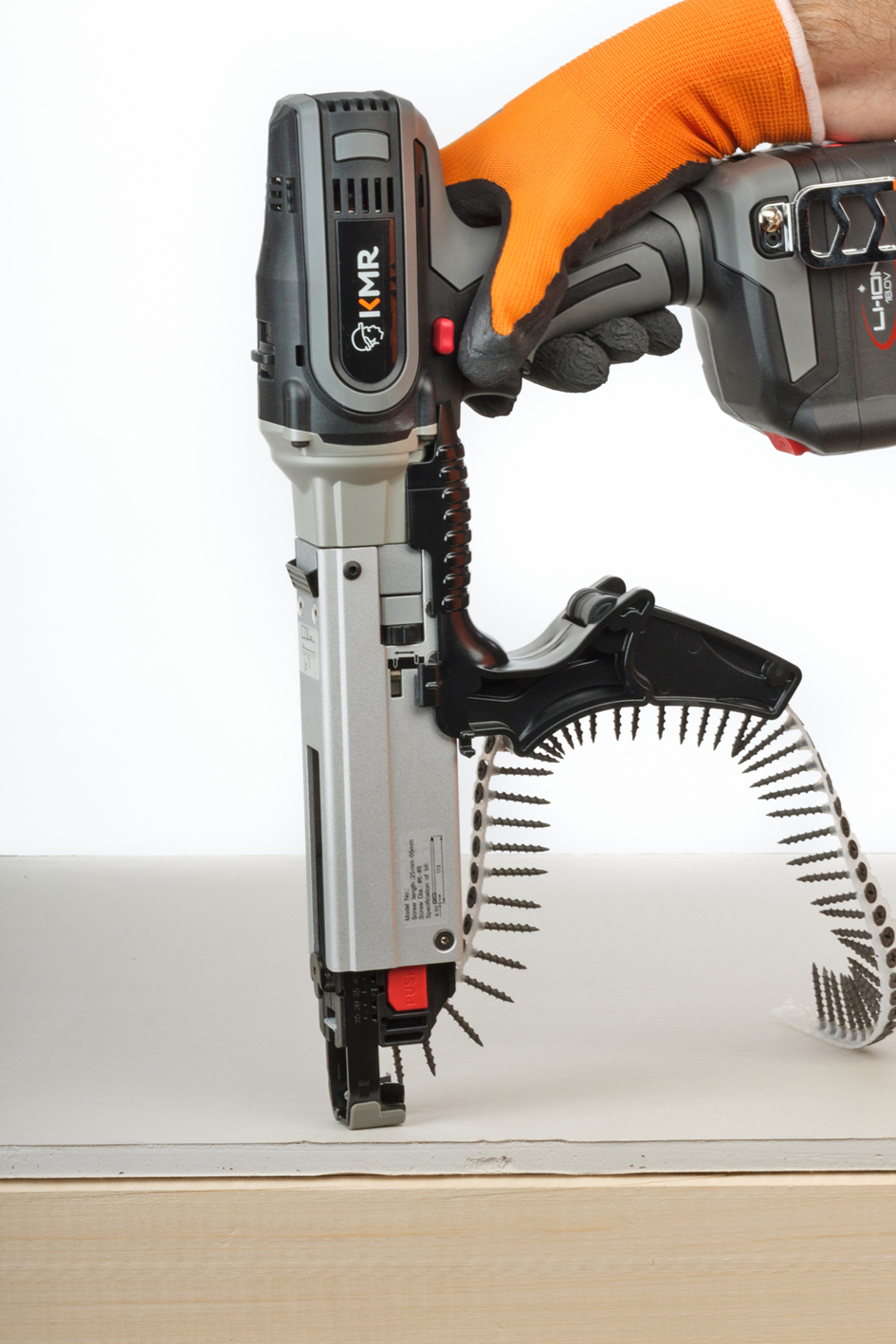 Streifenschrauber mit zwei Gängen für Holz- und Metall