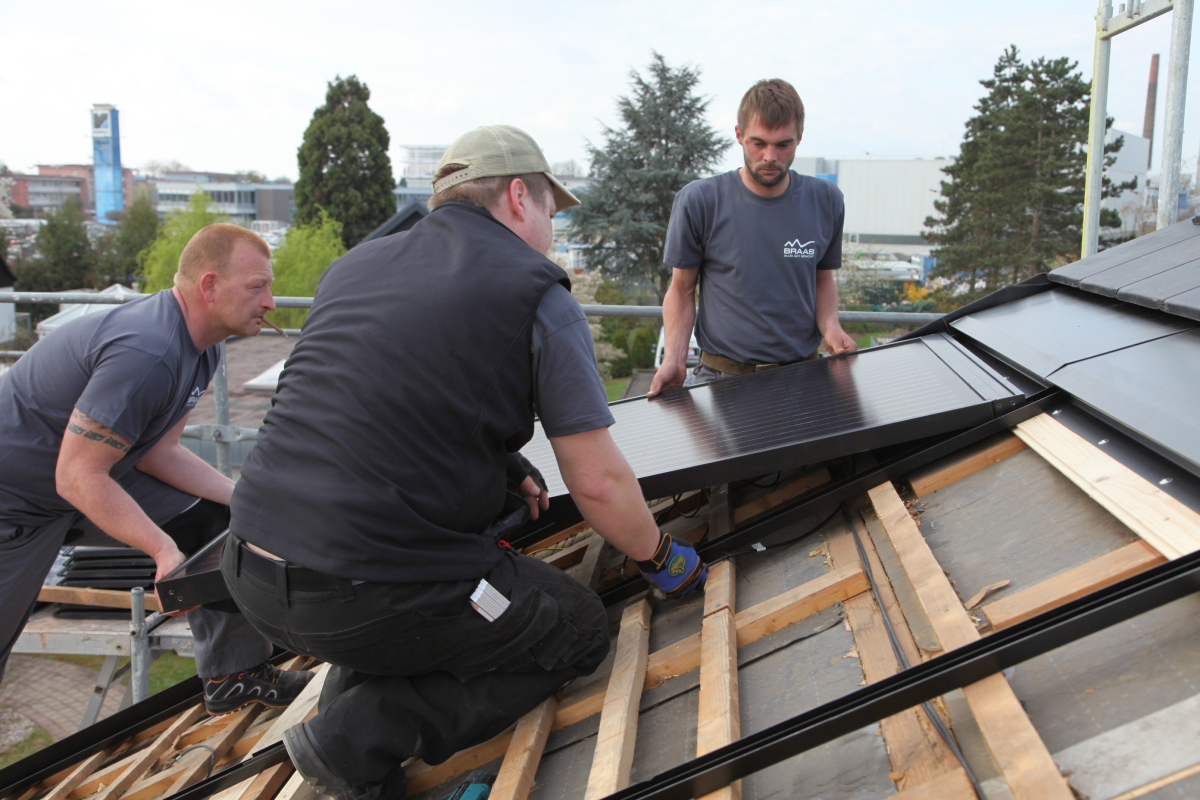 Solarmodule In Das Dach Integriert Dach Holzbau