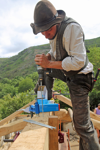  Sommerbaustelle_2019_BeFIX_Schrauben.jpg 