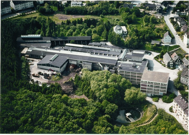 Luftaufnahme-PICARD Wuppertal Cronenberg.png