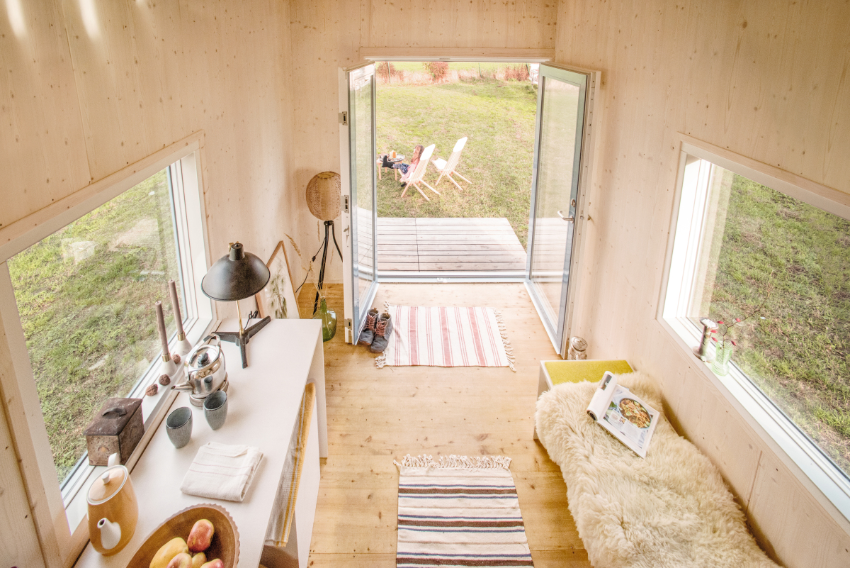 Mobil und minimalistisch Tiny House auf Rädern dach+holzbau