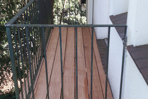 Neuer Balkon fertiggestellt in Holzbauweise 