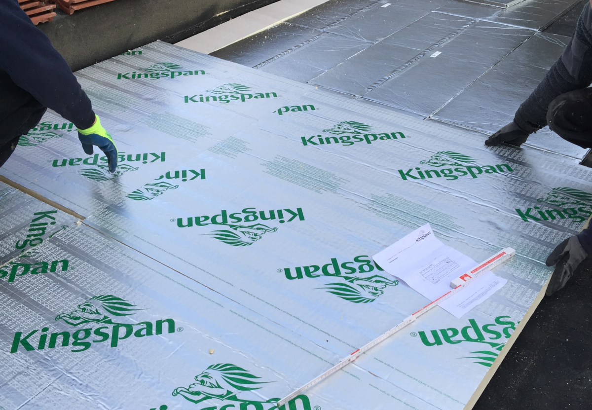 Dünne Vakuumdämmplatten mit hohem Dämmwert - dach+holzbau