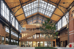  Züblin Timber errichtete in den Hallen des ehemaligen Güterbahnhofs in Brüssel mehrere Gebäude in Holzbauweise 