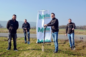  Spatenstich zum Neubau der Melle Gallhöfer Niederlassung in Kassel mit Valeri Ratke, Lothar Schulze (Melle Gallhöfer Gebietsleiter) Florian Müller (Melle Niederlassungsleiter) und Andreas Seitz (von links nach rechts) 