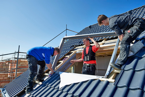  1_Velux_Lichtloesung_3-in-1_Daemm_und_Anschlussrahmen.jpg 