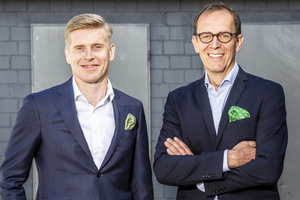  Horst Garbrecht (rechts), der CEO von Metabo und COO von KOKI Holdings Europe, will beruflich neue Wege gehen. Der bisherige Direktor Vertrieb Europa, Henning Jansen, wird zum 1. Juli sein Nachfolger
 