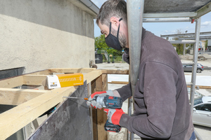  Die Holzbalken-Unterkonstruktion der Boulderwand wurde mit „Heco-Topix-plus“-Schrauben montiert 