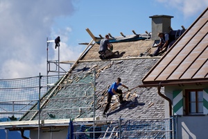  A7_02047_Rueckbau_Schindeln.jpg 