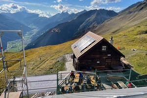  Fanclub_auf_Terrasse_Foto_Spenglerei_Stifter.JPG 