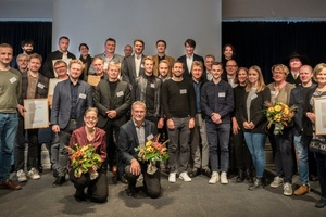  Holzbaupreis22_Gruppenfoto_Timo_Jaworr.jpg 