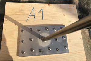  Die Anschlagpunkte „ASP EV&nbsp;7“ von Lux-Top für Holzunterkonstruktionen kamen in unterschiedlichen Bauhöhen zum Einsatz 
