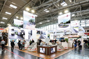  Der Messestand der Firma Richard Brink auf der BAU 2023 in München 