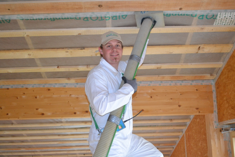 Einblasdämmung im Dachgeschoss, Teil 1 - Bauhandwerk