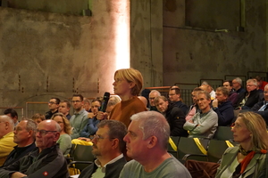  Nicht nur Handwerker müssten für den Umgang mit Staub und Asbest sensibilisiert werden, sondern auch Bauherren, erklärte Andrea Bonner von der BG Bau auf dem Kongress in Duisburg 