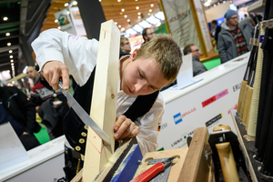  3_Messe_Dach_Holz_2024_Training_Zimmerer_Nationalmannschaft.jpg 